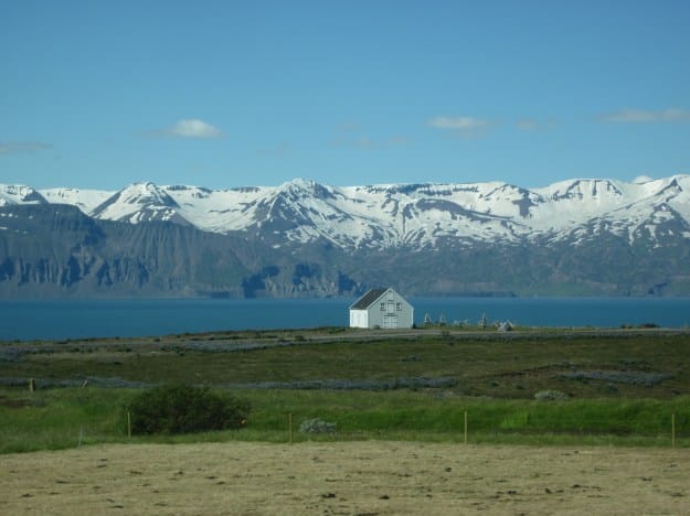 Is innovation stifled by overwork? The case of Iceland